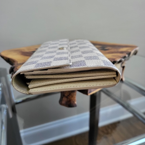 Louis Vuitton Damier Azur Canvas Sarah Long Wallet - Picture 3 of 11